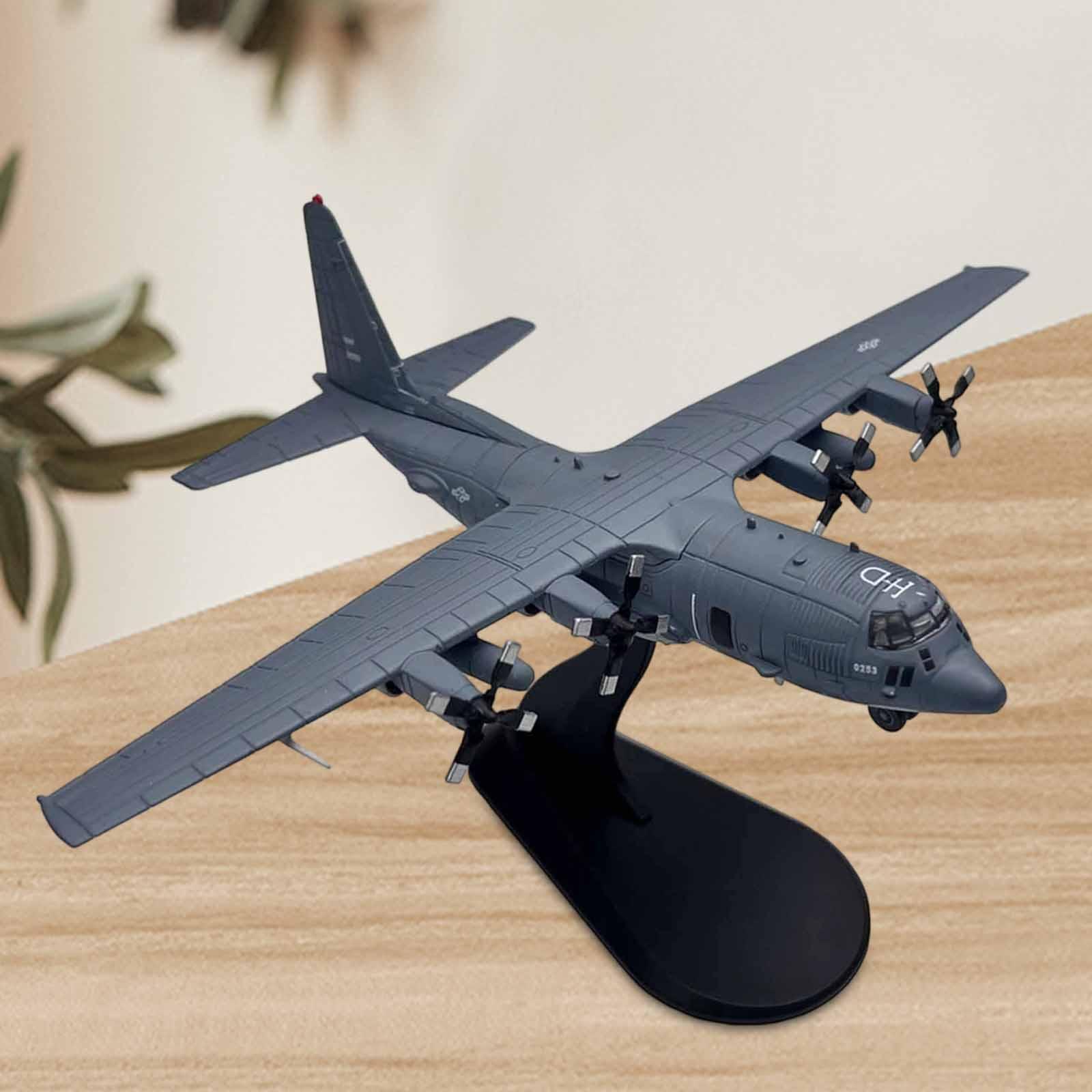 Model Airplane Plastic - 1/200 -130U 戦闘機レプリカ ダイキャスト航空機 記念品 合金航空機モデル