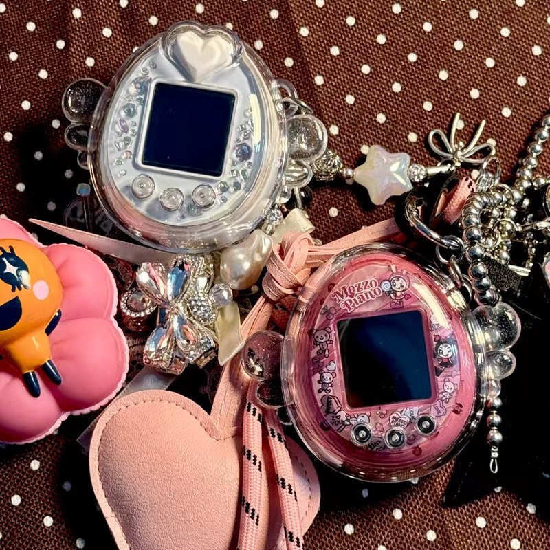 保護ケース ウルトラクリアクリスタルたまごっち Ps Id  - Bandai Model Tamagotchi のレビューと価格