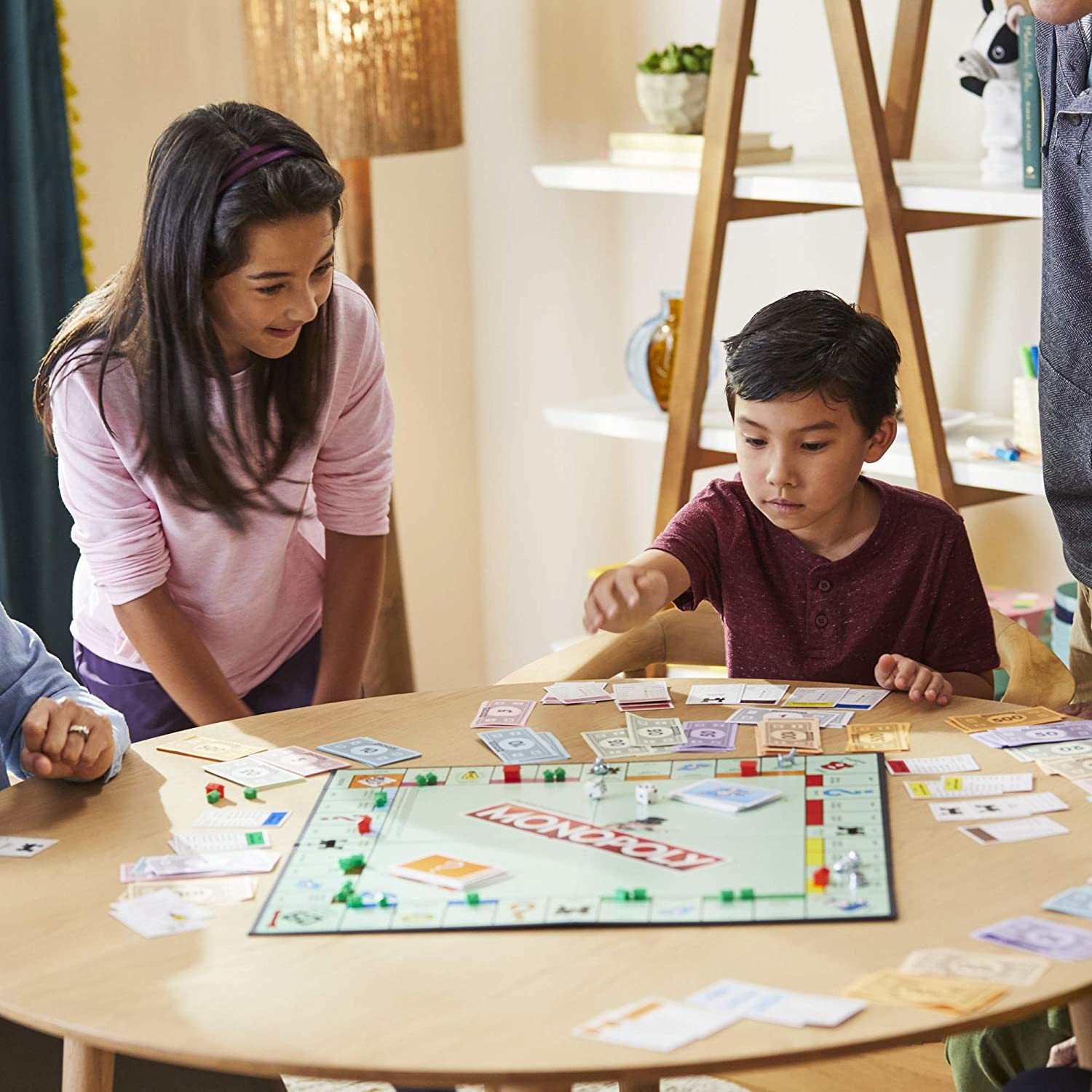ハスブロ モノポリー クラシック ボードゲーム クラシックバ - Hasbro Game Monopoly のレビューと価格
